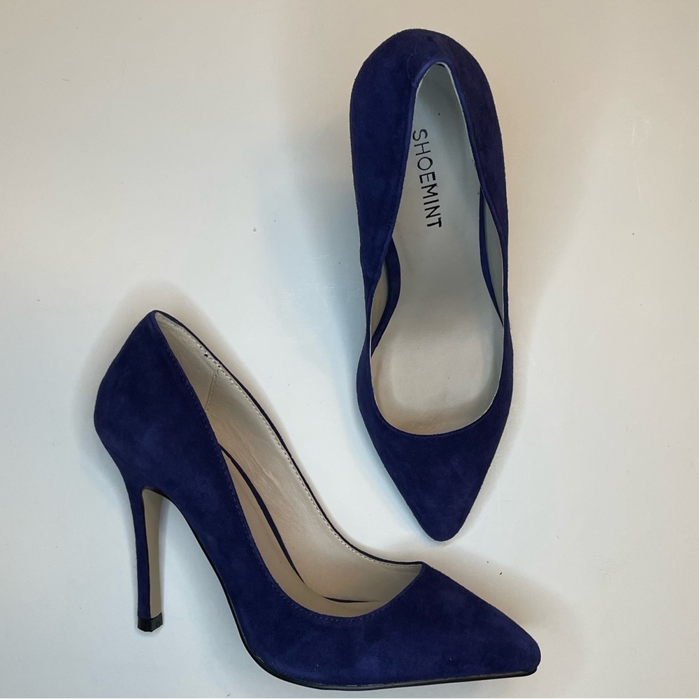 Shoemint Blue Suede Pumps